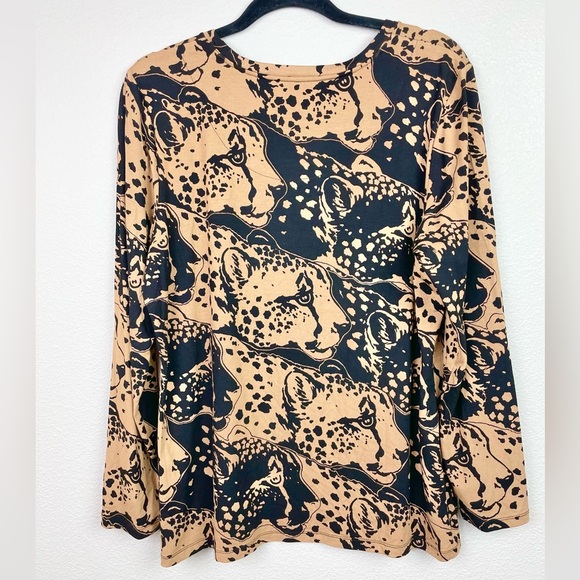 Chico's Women'a Large 2 Long Sleeve Cheetah Graphic Print Long Sleeve Top Soft - Picture 11 of 15